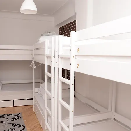 Hostel Free People *